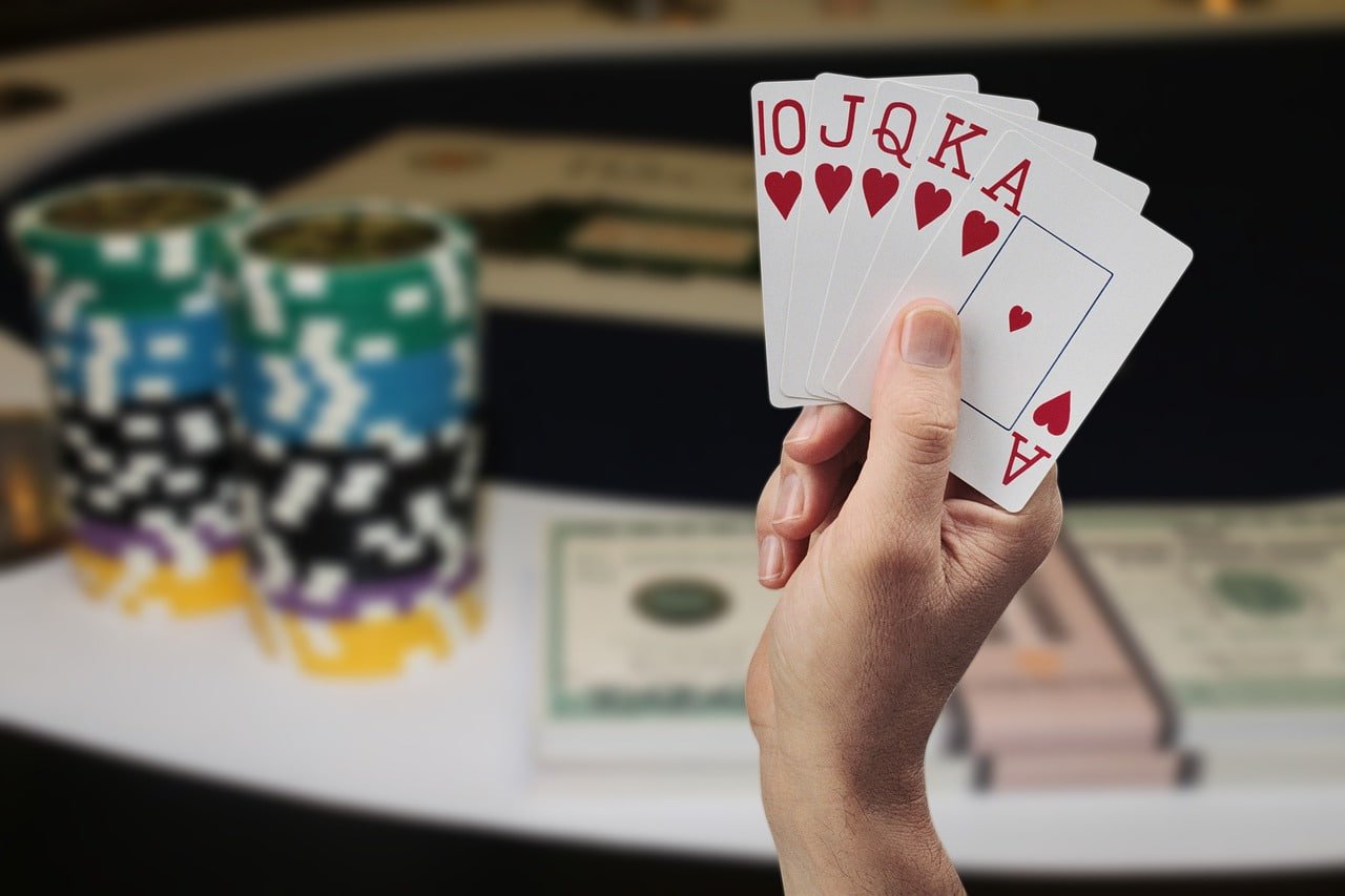 Tampilan antarmuka aplikasi mobile chongtogel pada layar ponsel